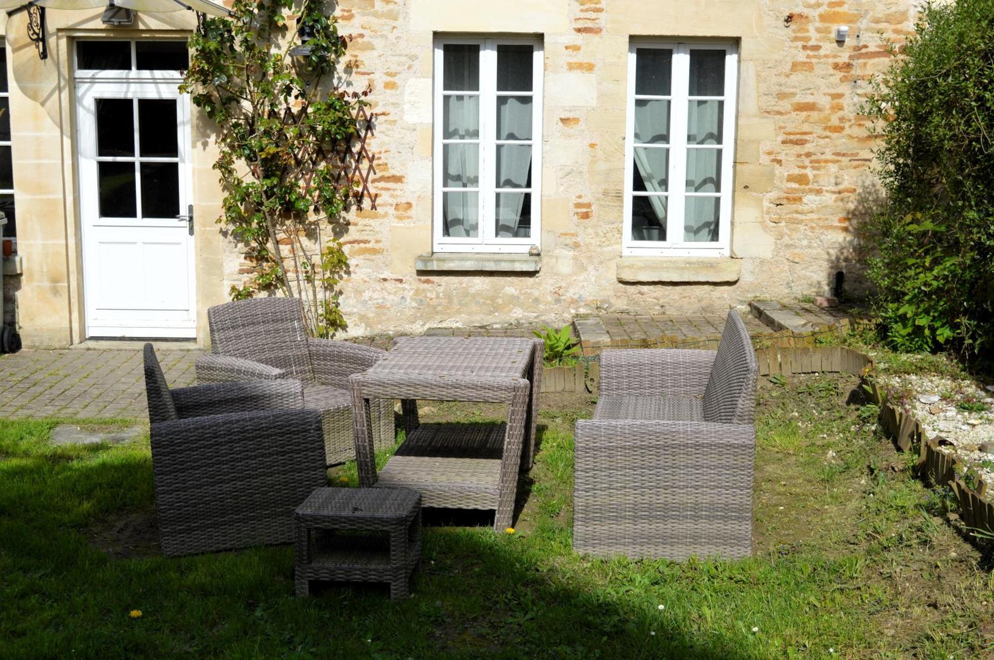 L'Auberge Du Lavoir, Maison En Pierres Avec Jardin Cairon Екстериор снимка